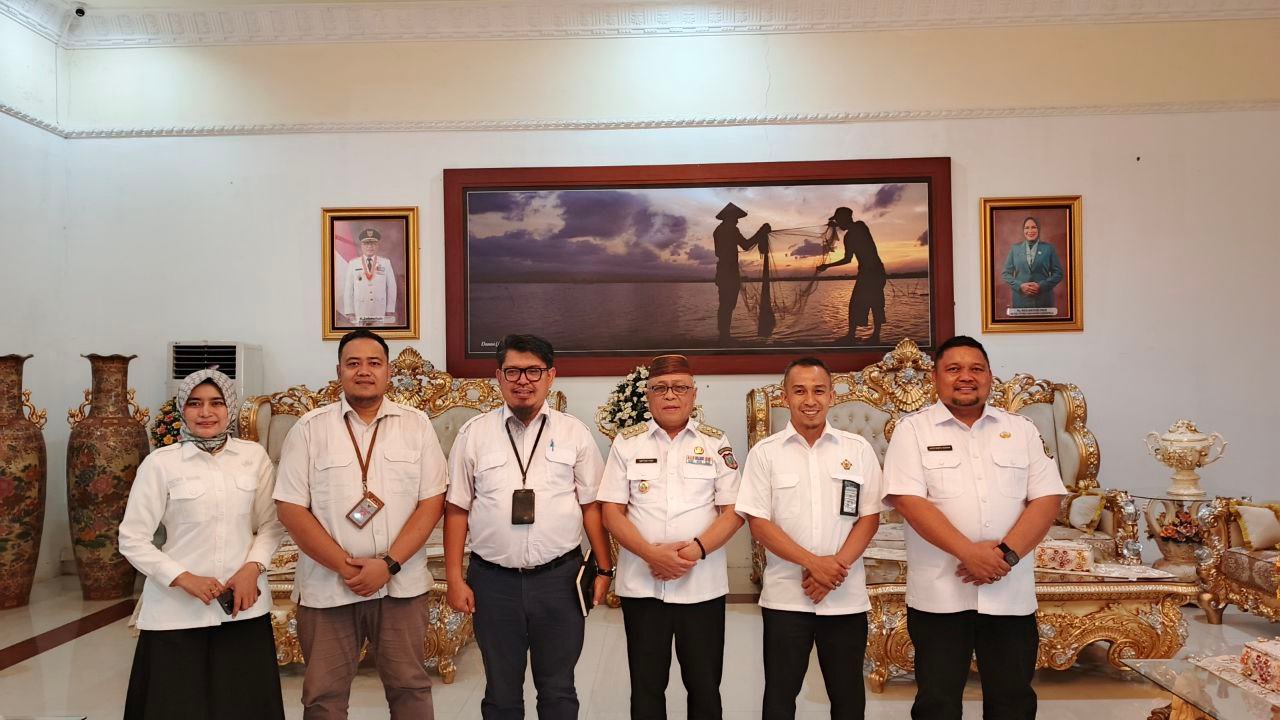 Bupati Gorontalo Bersama Tim Perwakilan BPK RI Provinsi Gorontalo